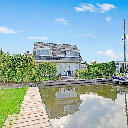Waterfront Holiday Home With Jetty Boornzwaag over de Wielen Bagian luar foto