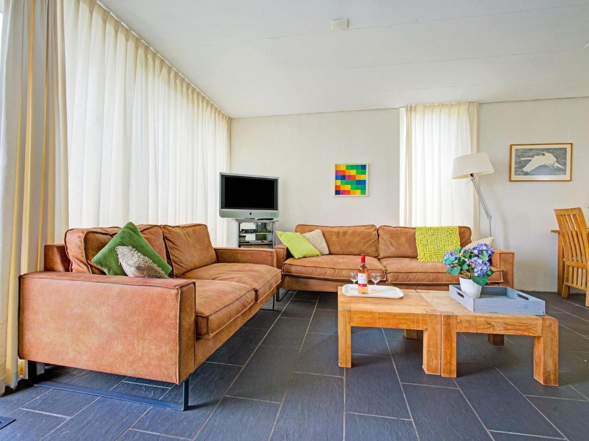 Waterfront Holiday Home With Jetty Boornzwaag over de Wielen Bagian luar foto