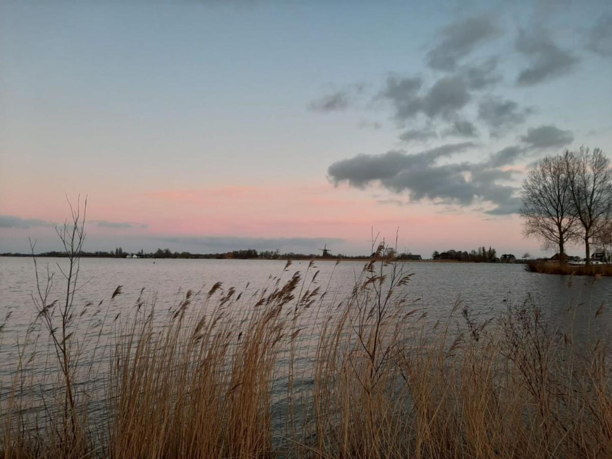 Waterfront Holiday Home With Jetty Boornzwaag over de Wielen Bagian luar foto