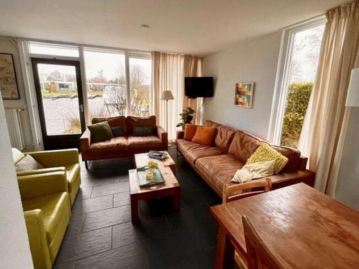 Waterfront Holiday Home With Jetty Boornzwaag over de Wielen Bagian luar foto